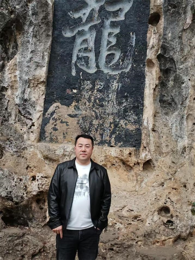 柳州加盟商施洪邦：一个不会煮麻辣烫的店主，如何实现首日破万？