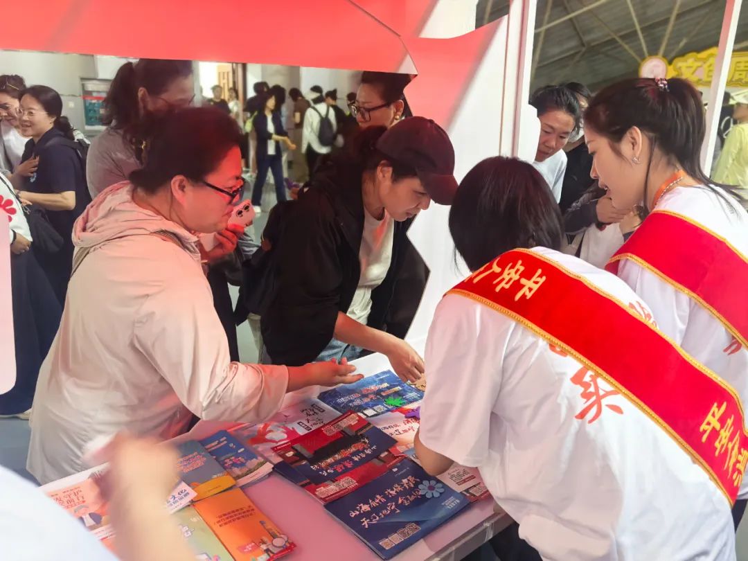 张雪峰升学秘籍来沈阳啦!平安人寿辽宁分公司帮你“上分”